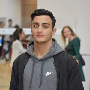 Meet your Posher, Hussain